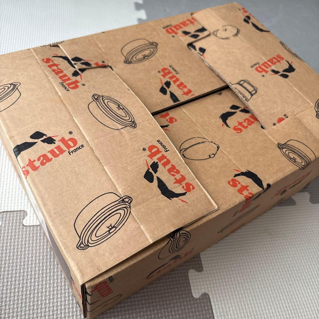 STAUB ストウブ ラウンド ココット 24cm オーベルジン ナス　箱あり