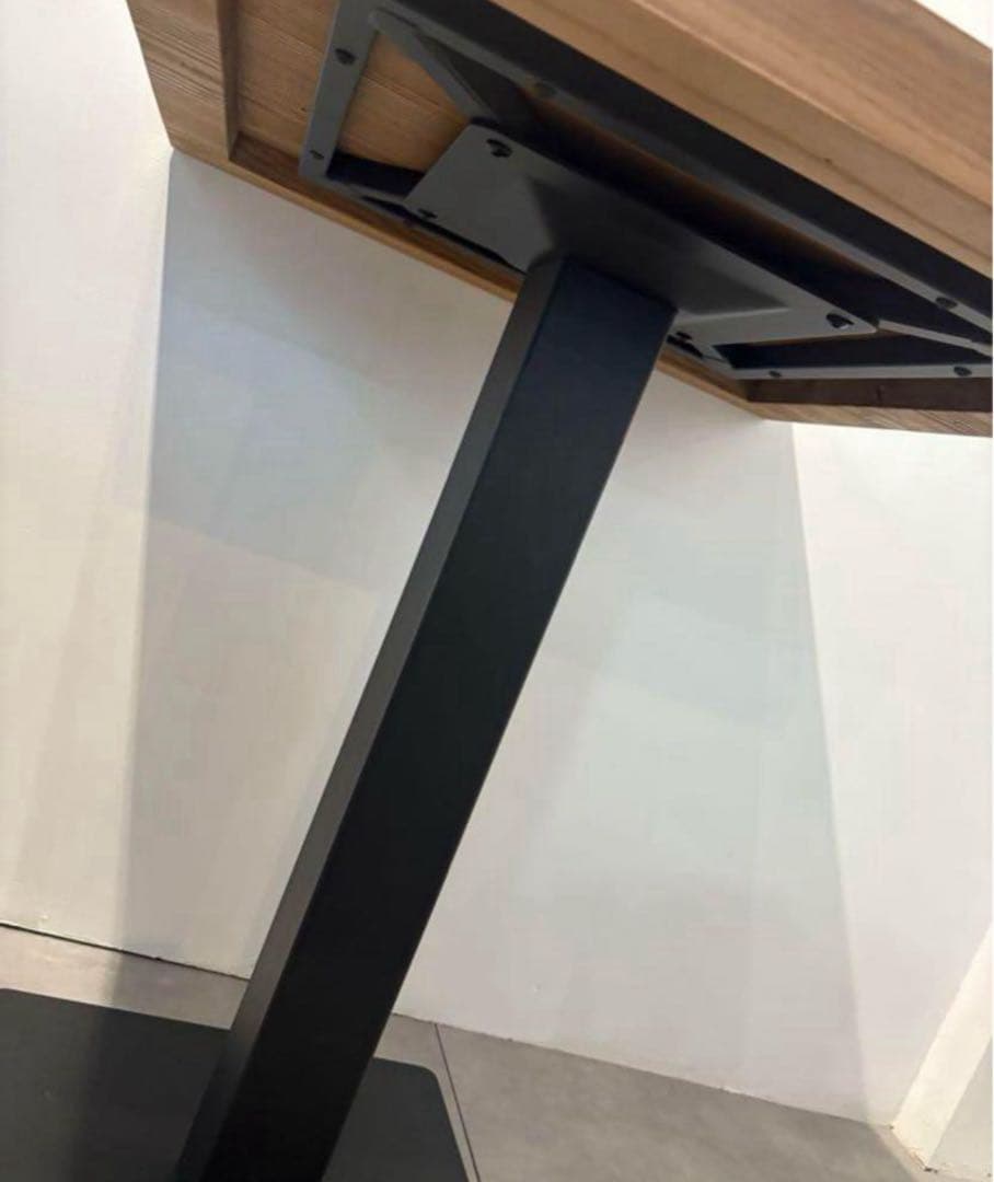 ⭐︎M⭐︎　カフェ倒産品！ナチュラルウッド正方形テーブル①