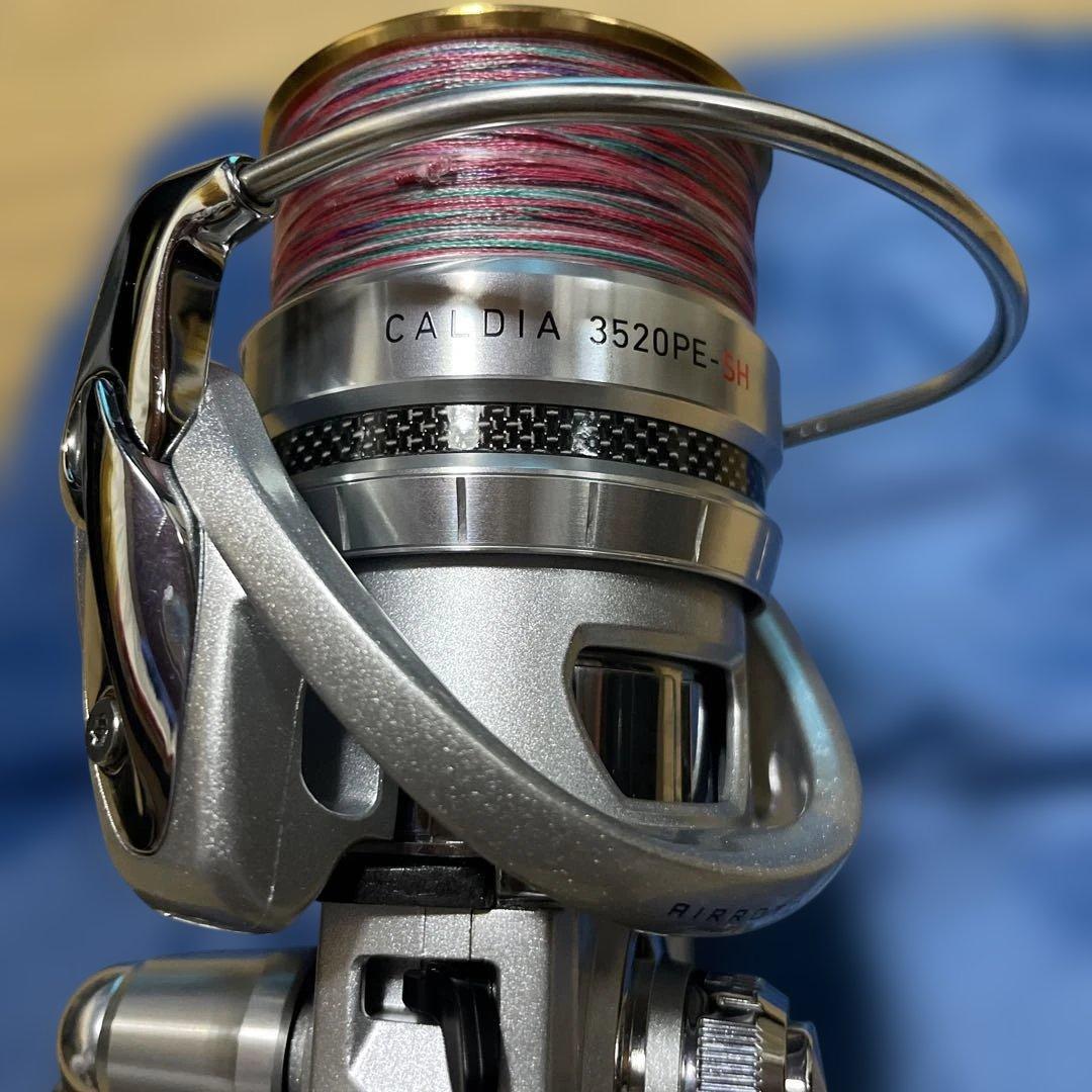 リール Daiwa CALDIA 3520PE-SH