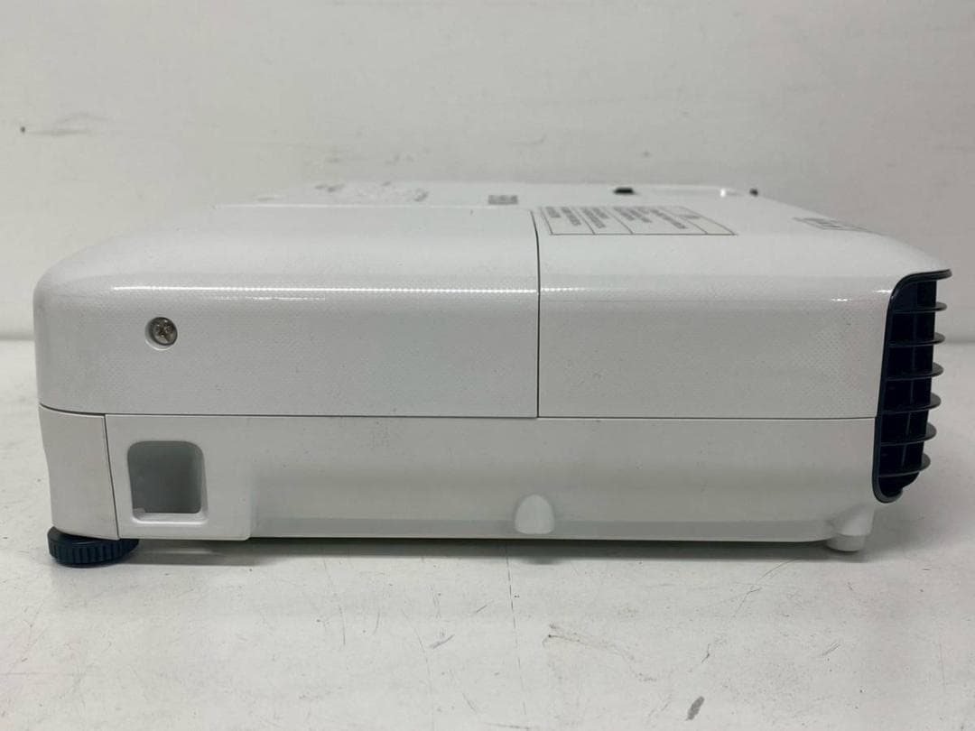 【完動品】EPSON エプソン プロジェクター EB-S04