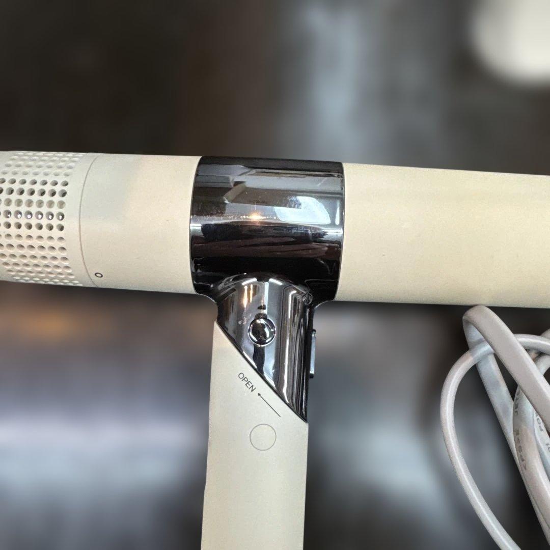 KINUJO（キヌージョ）　ＫＨ001ヘアドライヤー（動作品）２台セット