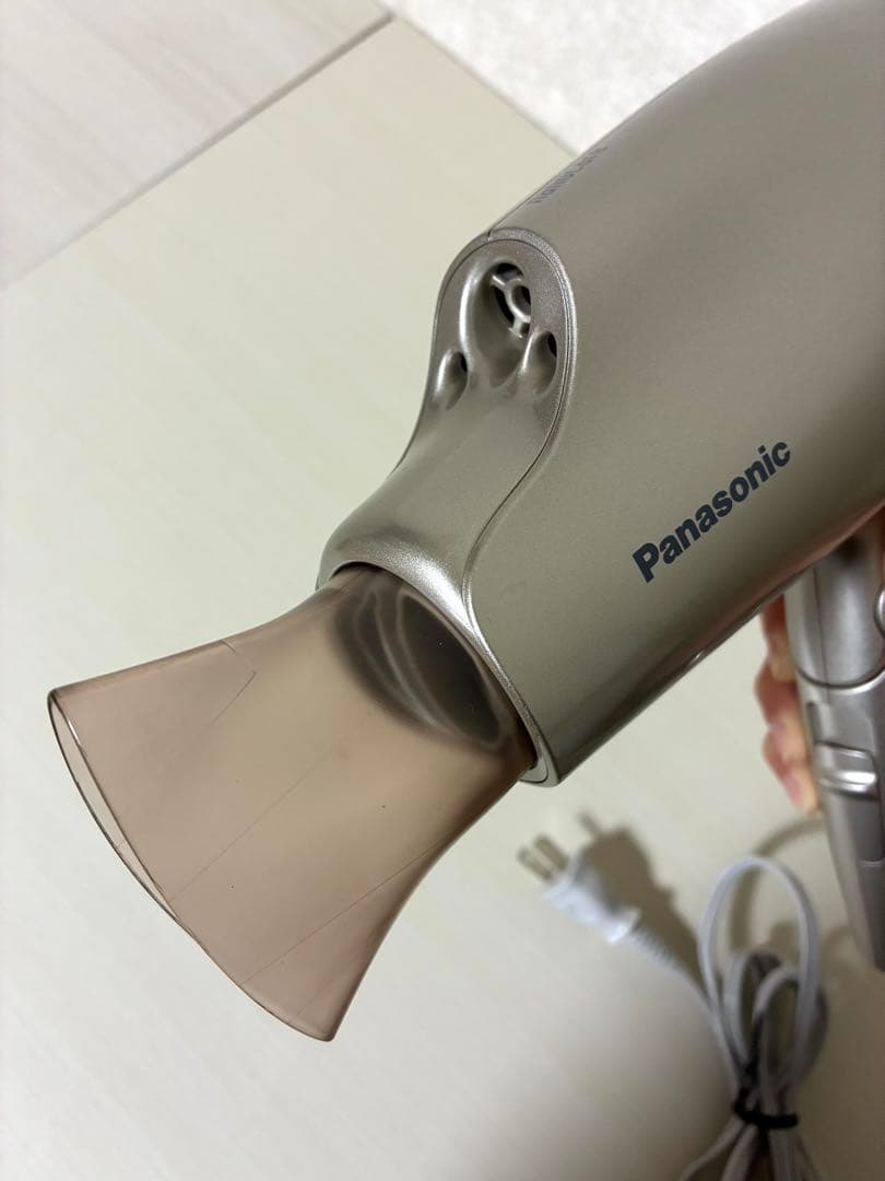 Panasonic ヘアドライヤー ナノケア　EH-NA9G