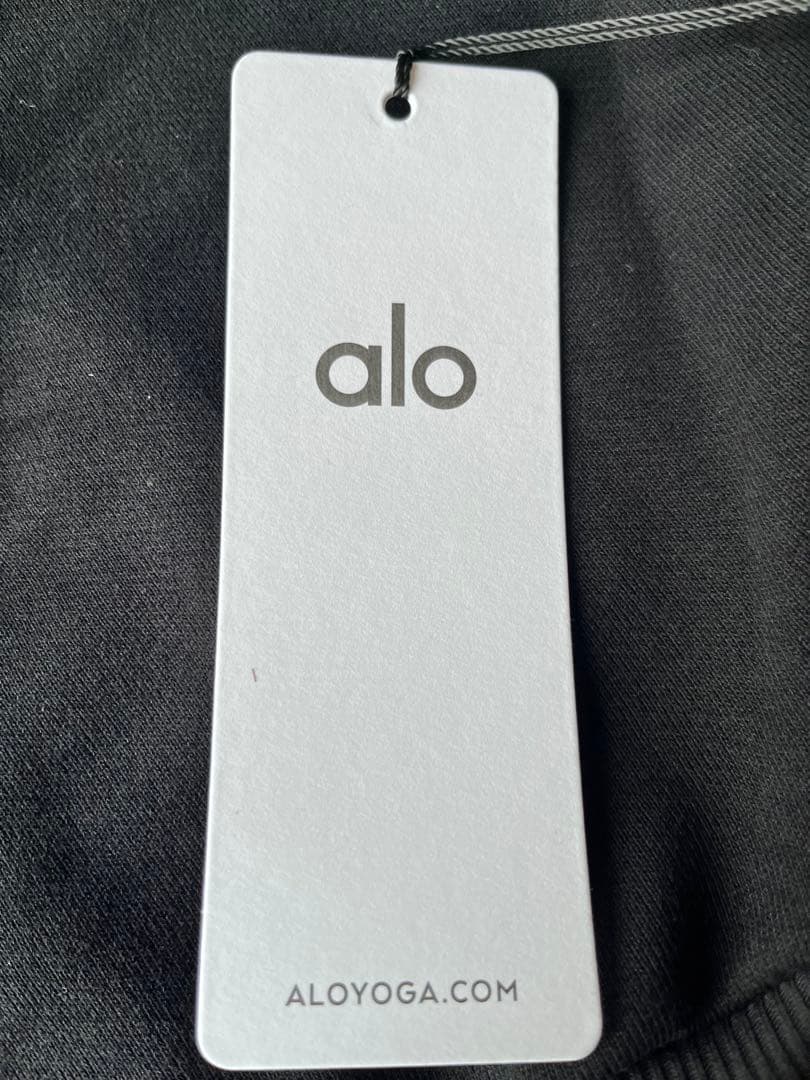 【新品】alo クロップド アコレード クルーネック