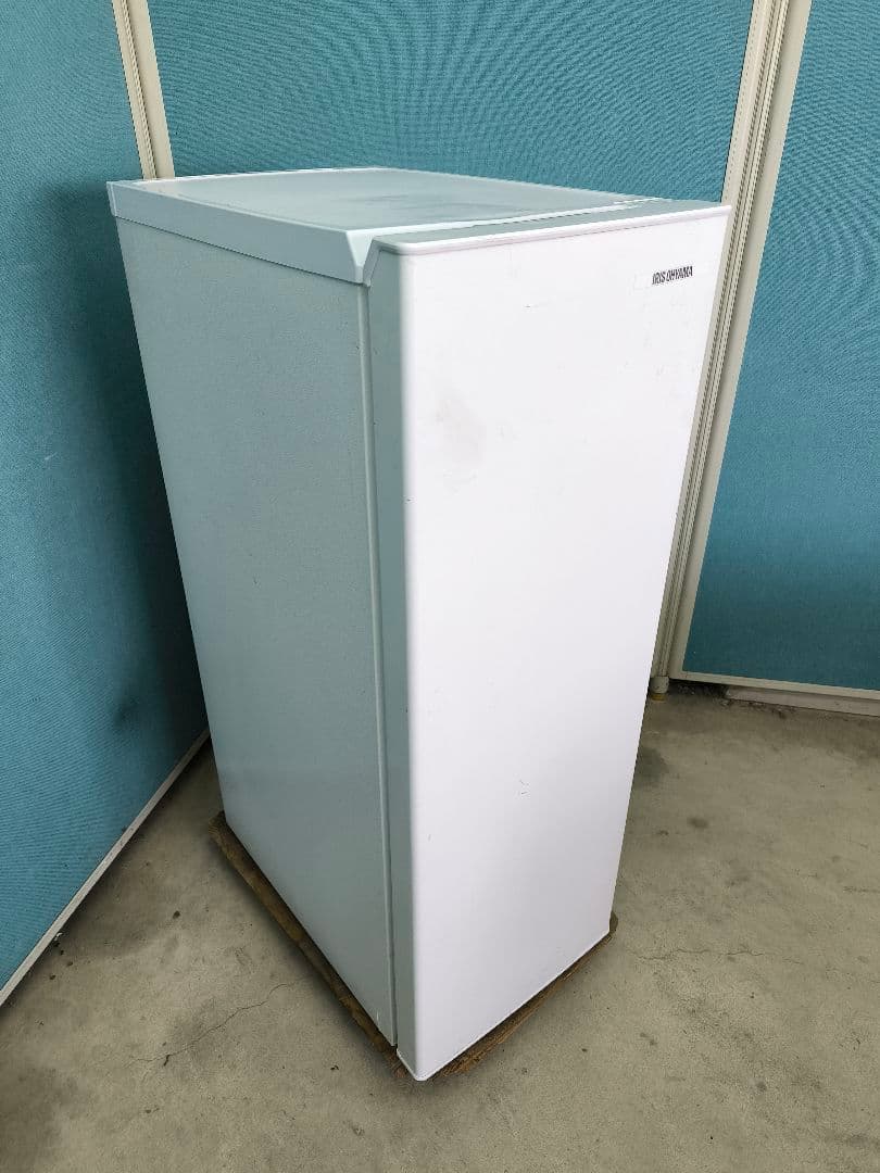2022年製　アイリスオーヤマ 80L冷凍庫　スキマックス　 IUSN-8A-W
