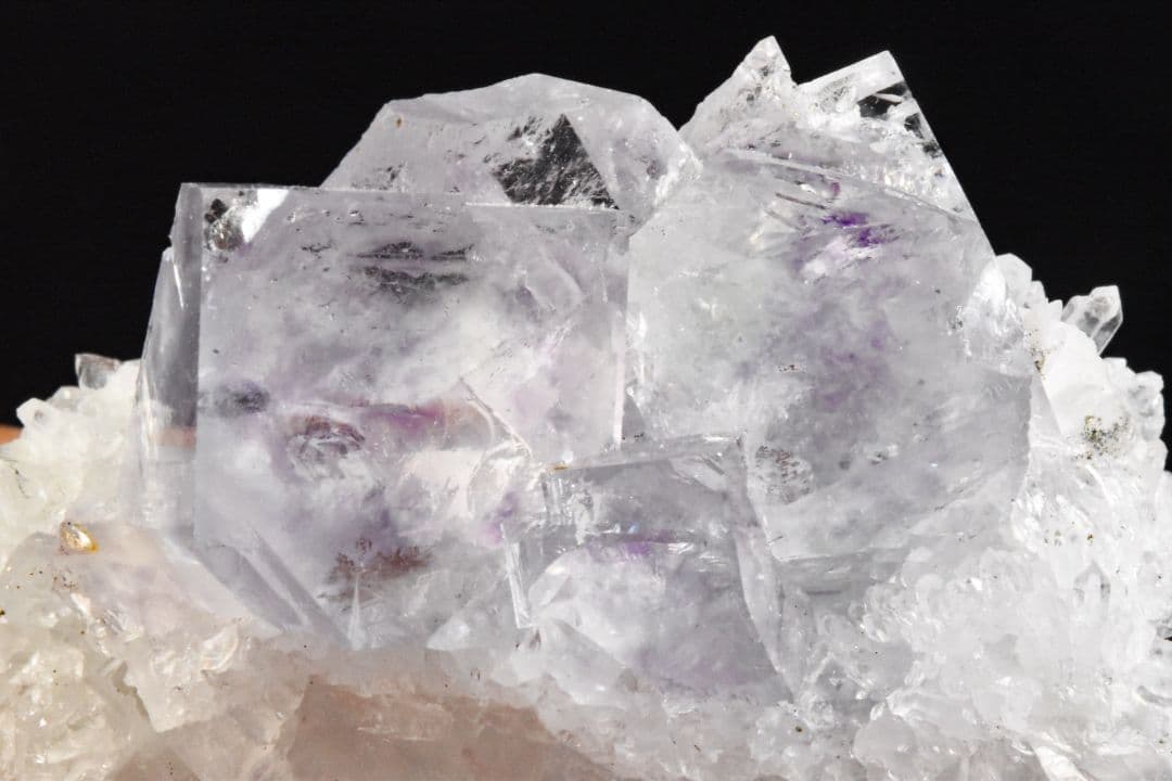 中国浙江省産 フローライトオンクォーツ