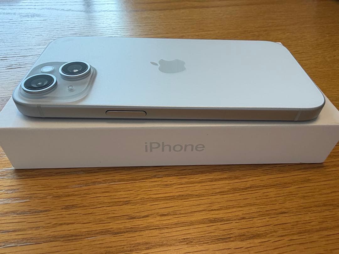 iPhone15 128GB 本体　ブルー　新品保護フィルム付き