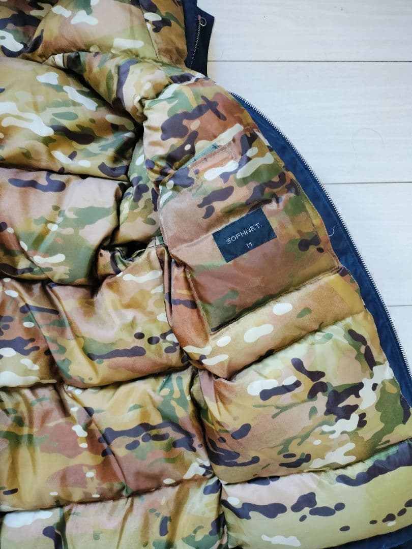 ツンベ　ソフネット　ダウンジャケット