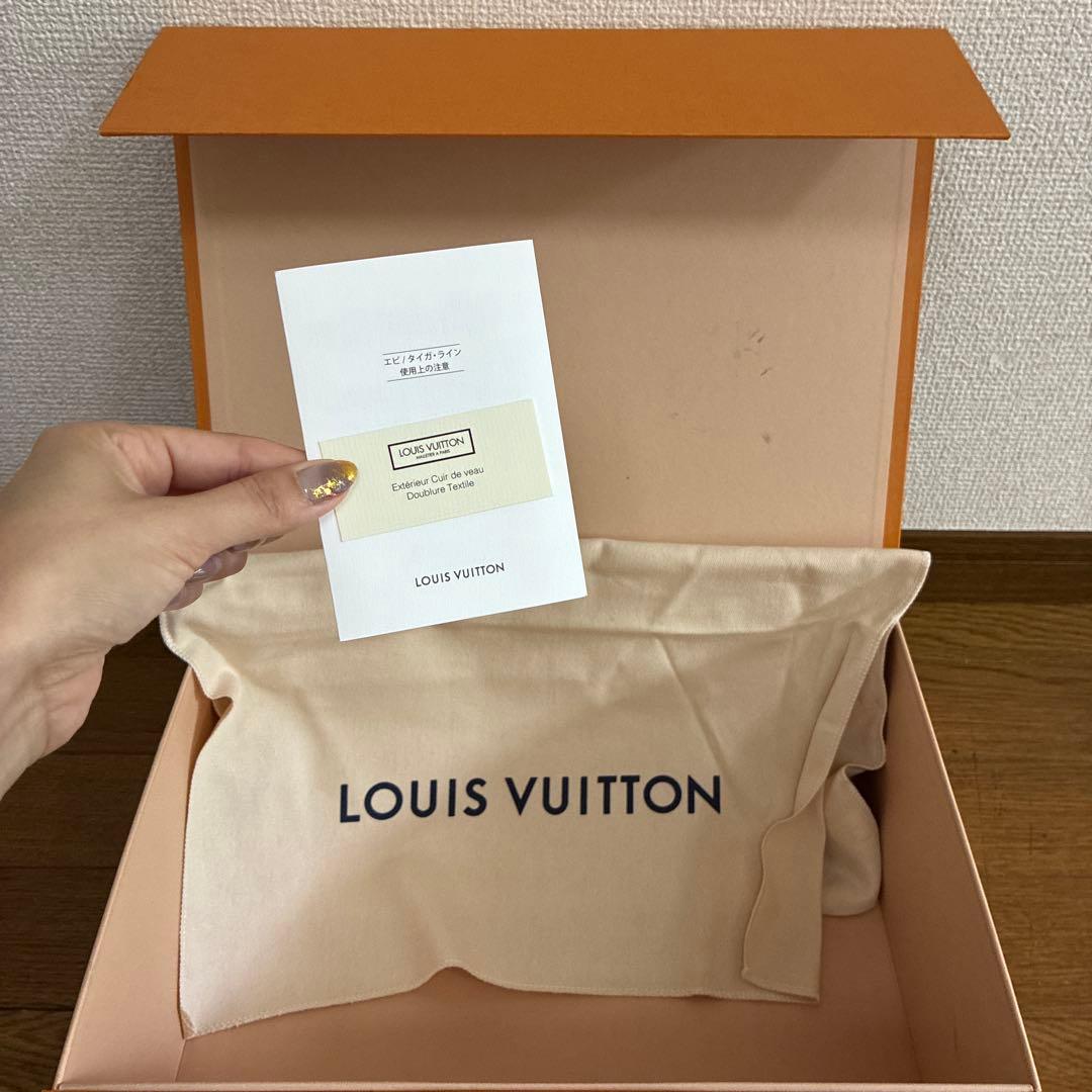 クルミさん専用ルイヴィトン タイガ アウトドア メッセンジャーバック　美品