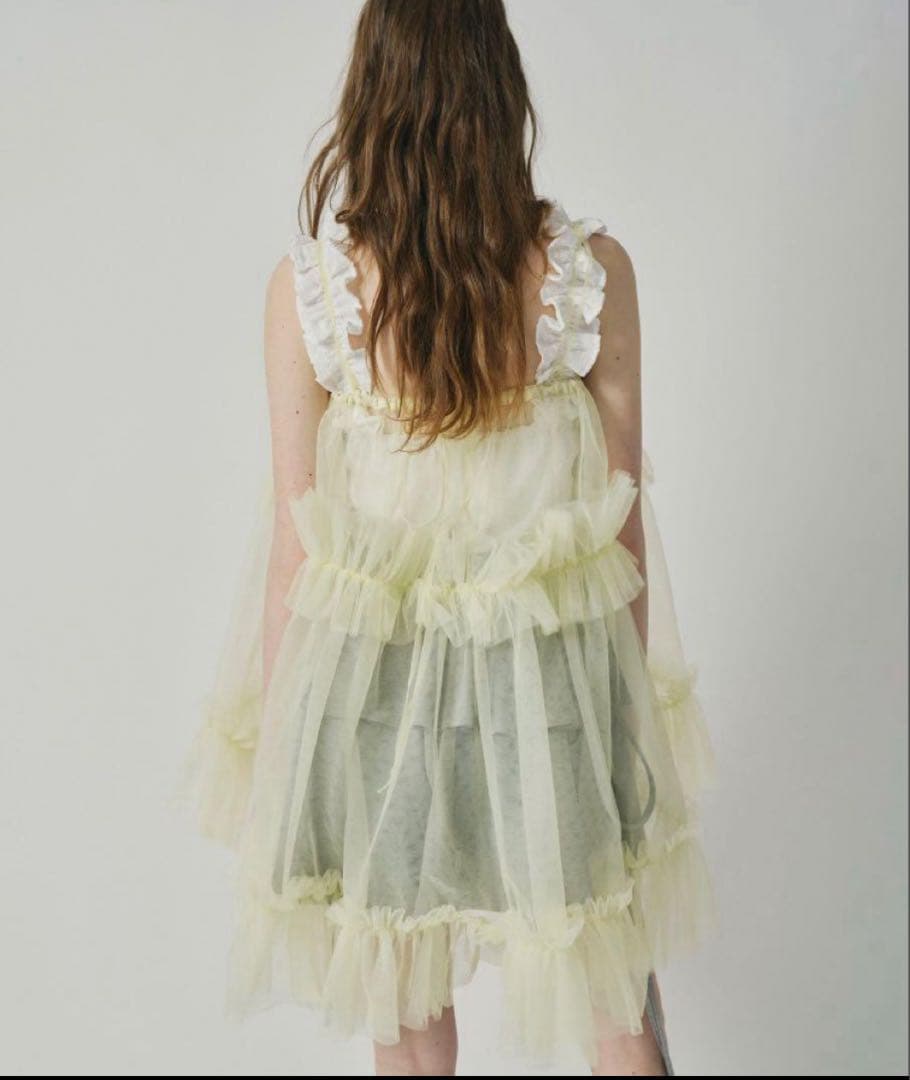 美品完売品J1U チュールボリュームフリルキャミソールチュニック