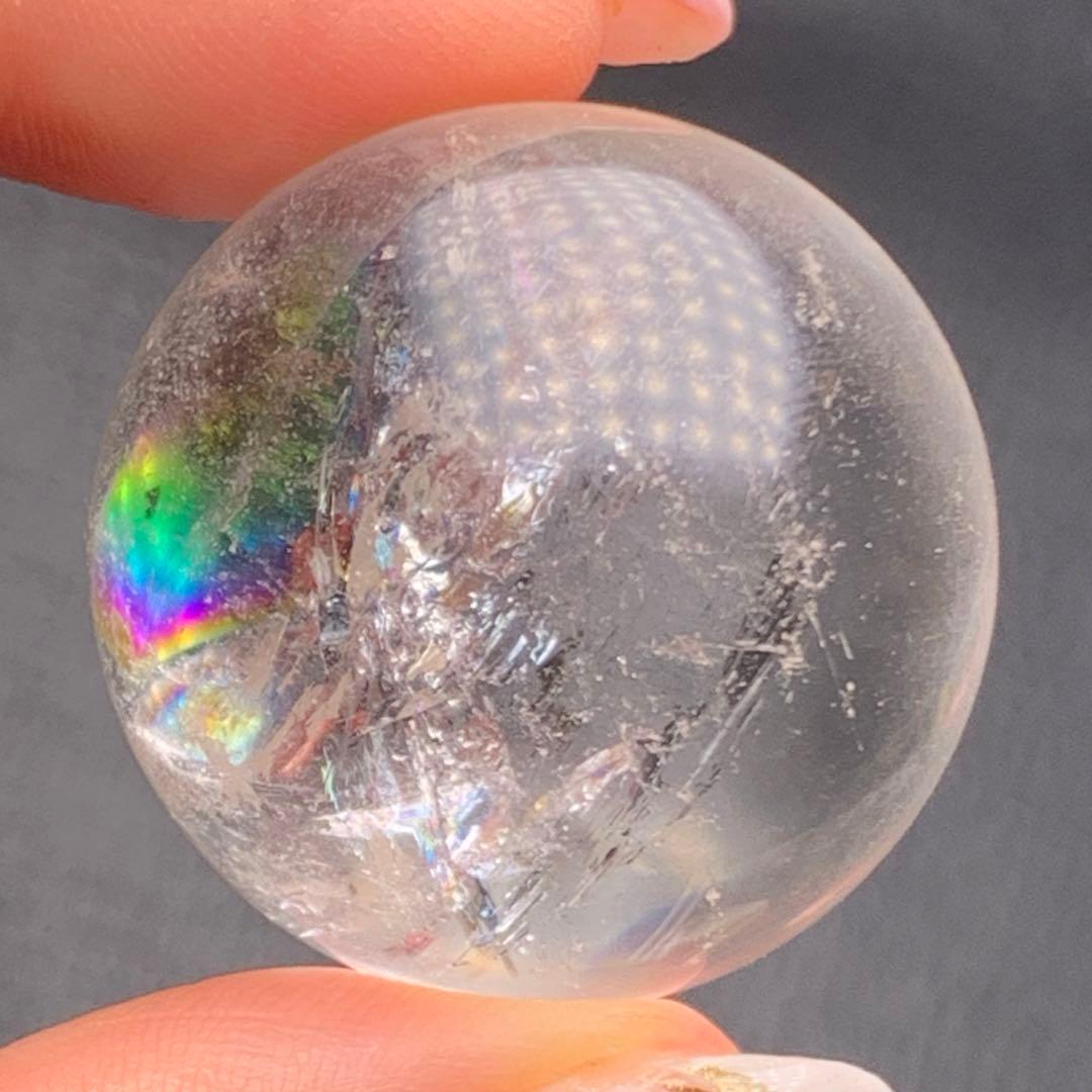 0709143  天然水晶虹入り✨丸玉台付29ミリ