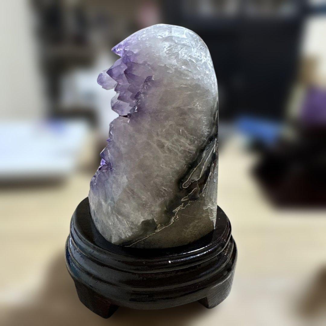 高品質　アメジスト　原石　クラスター　約1.2kg 台座付