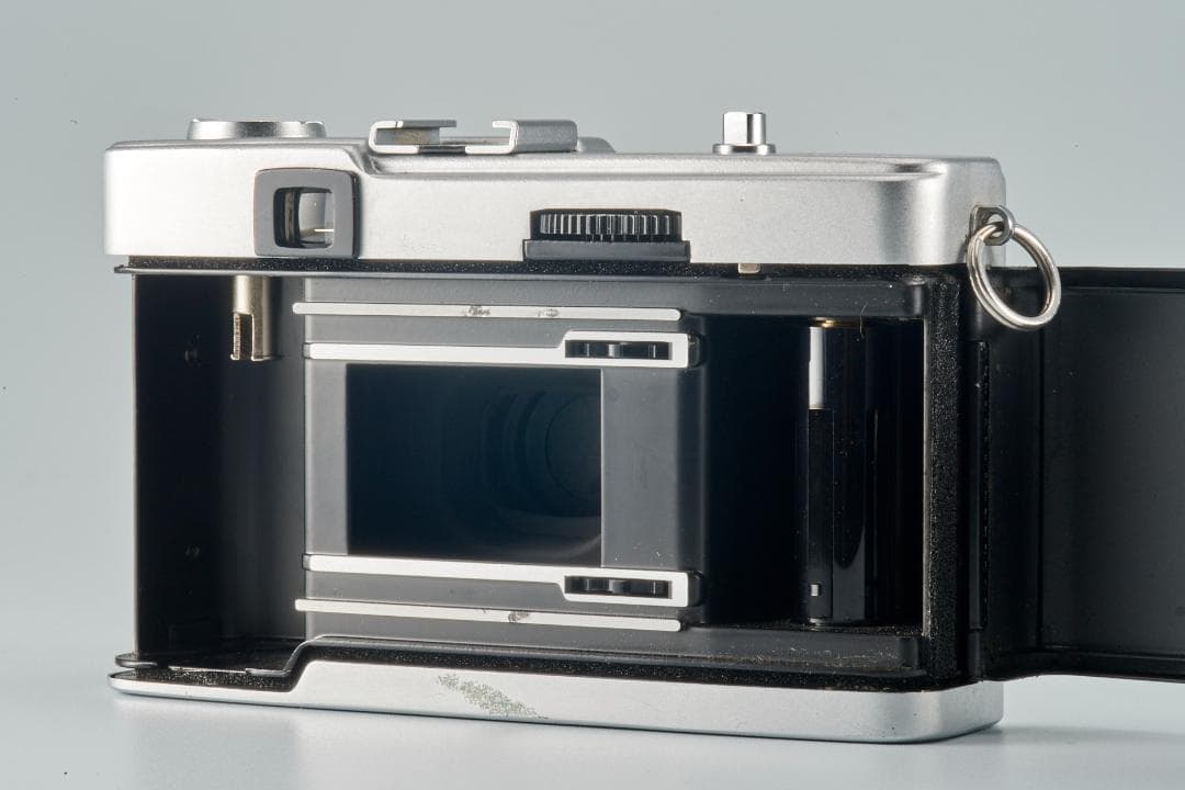 OLYMPUS TRIP 35 35mmコンパクトフィルムカメラ #94