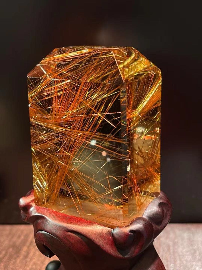 ⭐︎天然銅色ゴールドルチルクオーツ 置物 258.9g