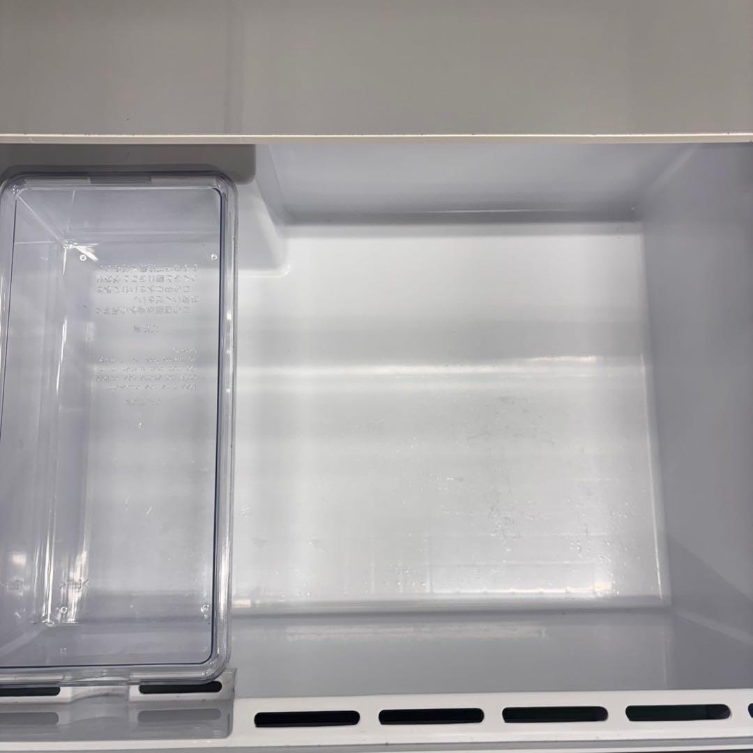 590 関東配送　冷蔵庫　大型　小型　一人暮らし　200L〜300L 極美品