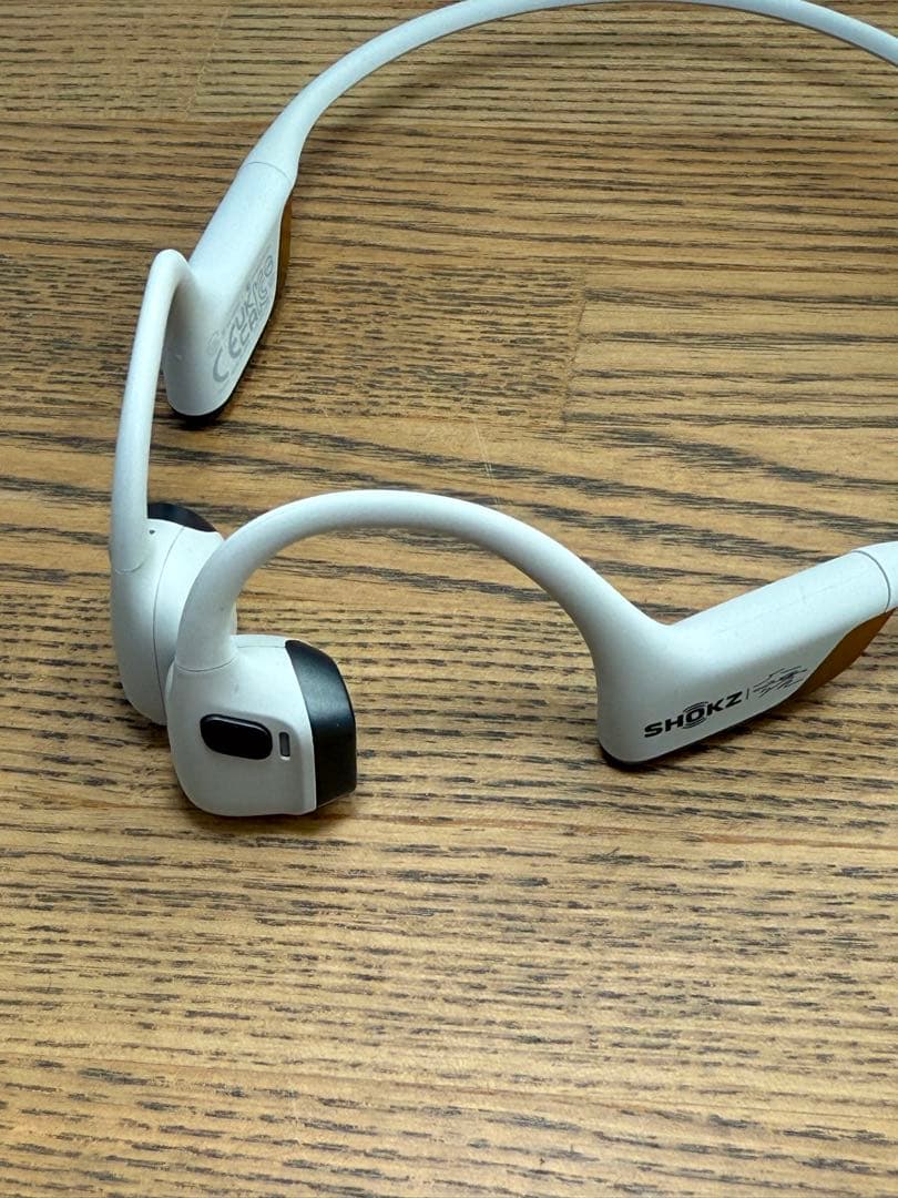 骨伝導イヤホン ホワイトSHOKZ OPENRUN PRO 2 大迫傑仕様