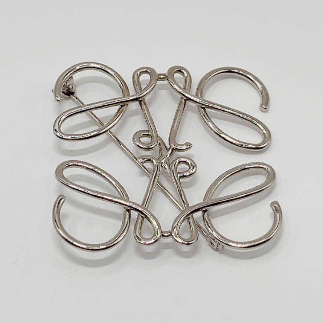 美品✨【LOEWE】 ロエベ アナグラム ブローチ 正規　箱・保存袋あり