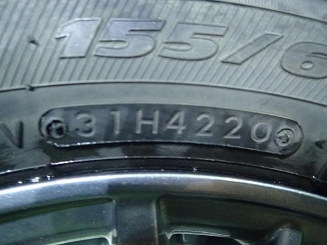 B1049【送料無料】スタッドレスタイヤ 155/65R14 4本セット