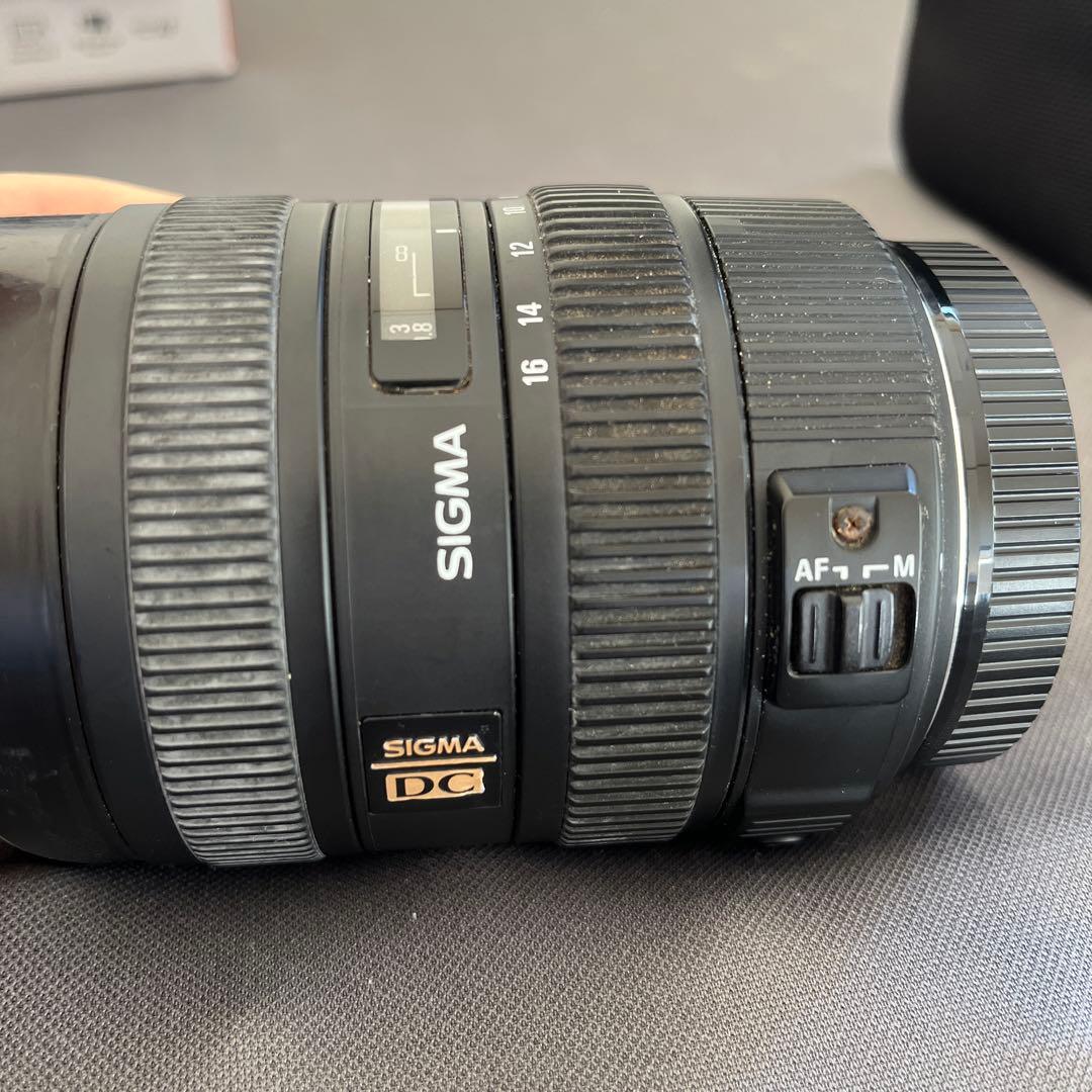 【お得】Canon EF/SIGMA DCレンズ付きEOS Kiss X6i