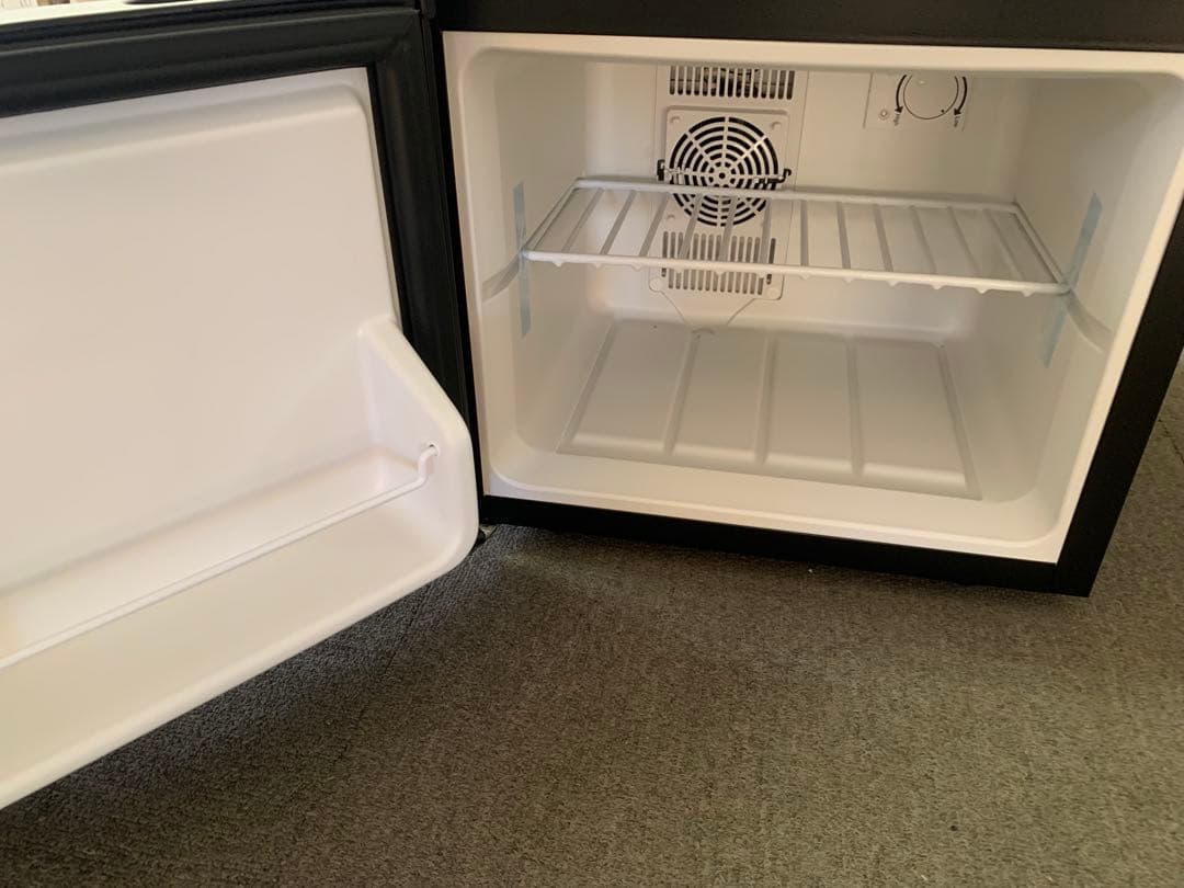 Peltism 17リットル 小型冷蔵庫 ブラック