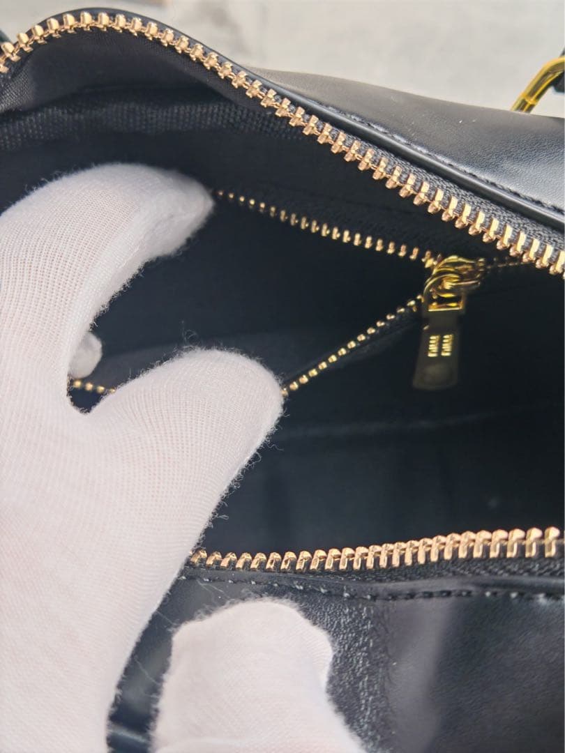 MIU MIU キルティング レザー バッグ ショルダー付き　美品