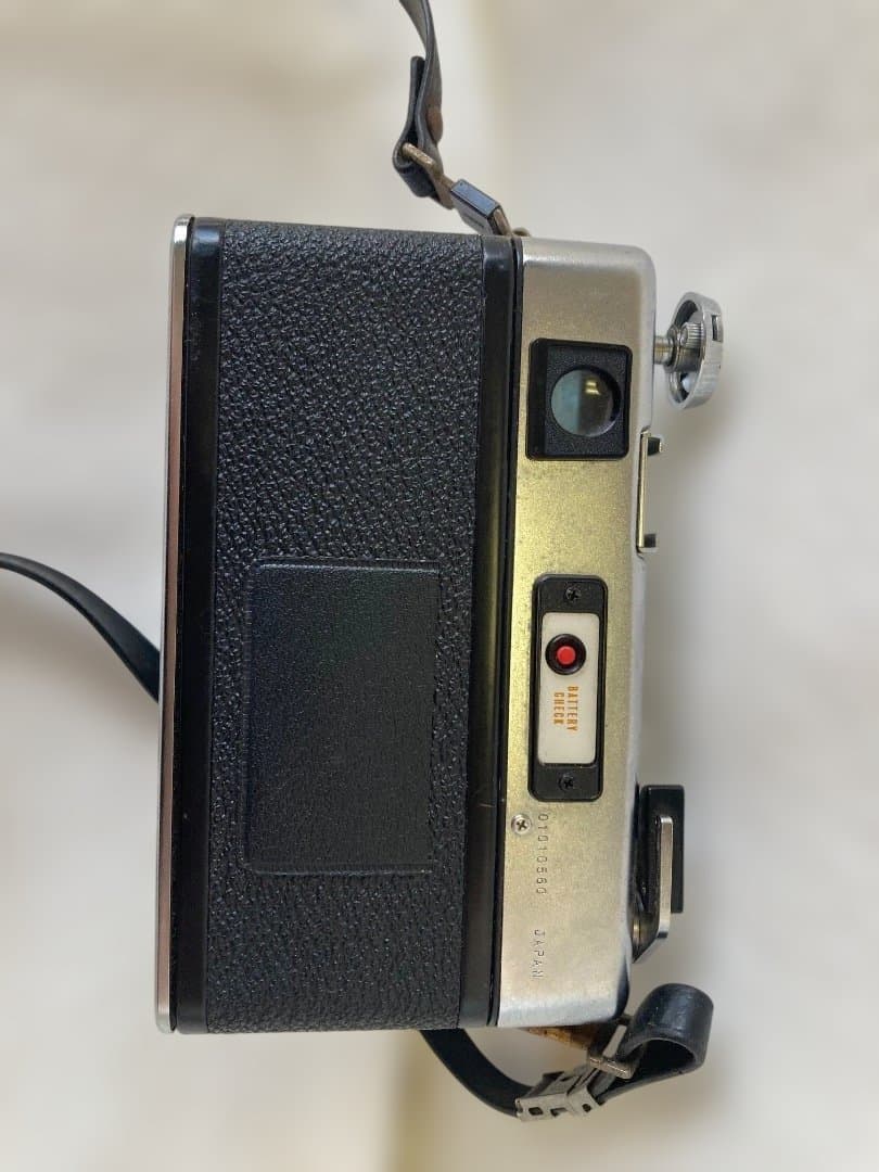 Yashica Electro 35 フィルムカメラとケース　ジャンク品