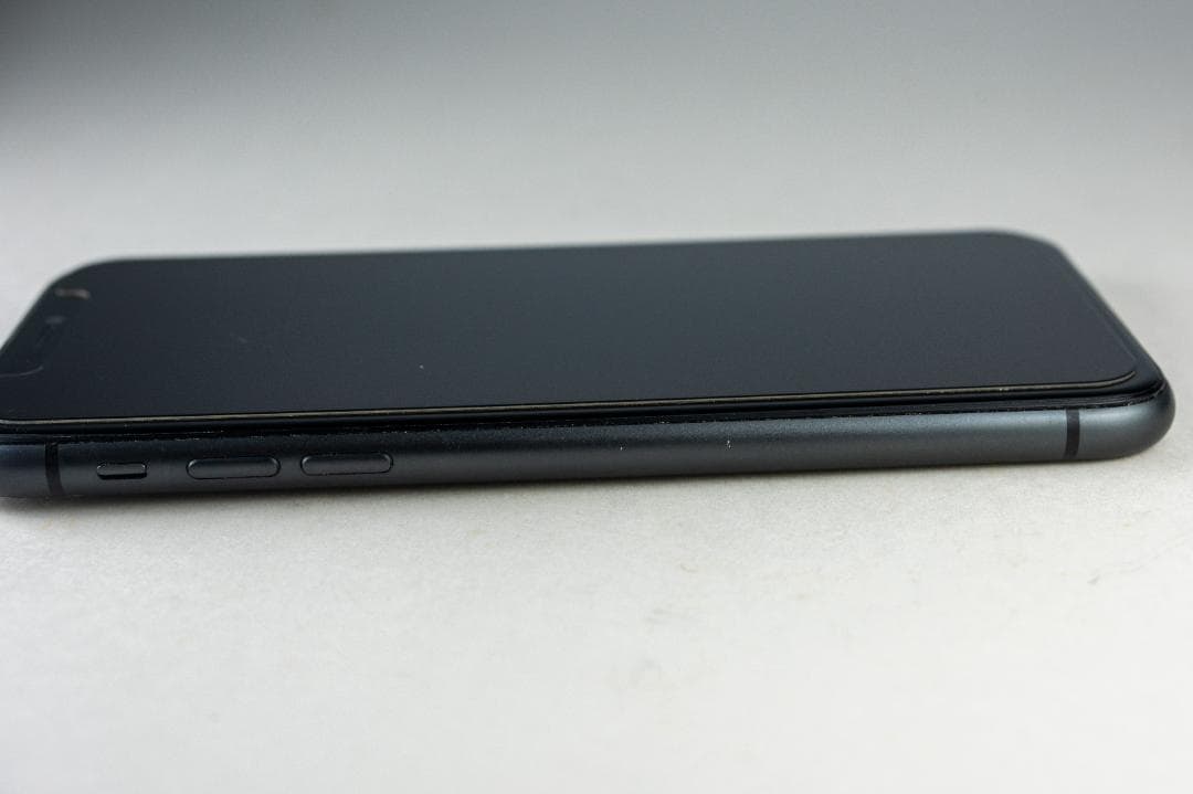 iPhone11 64GB スペースグレイ SIMロック解除済 液晶不良