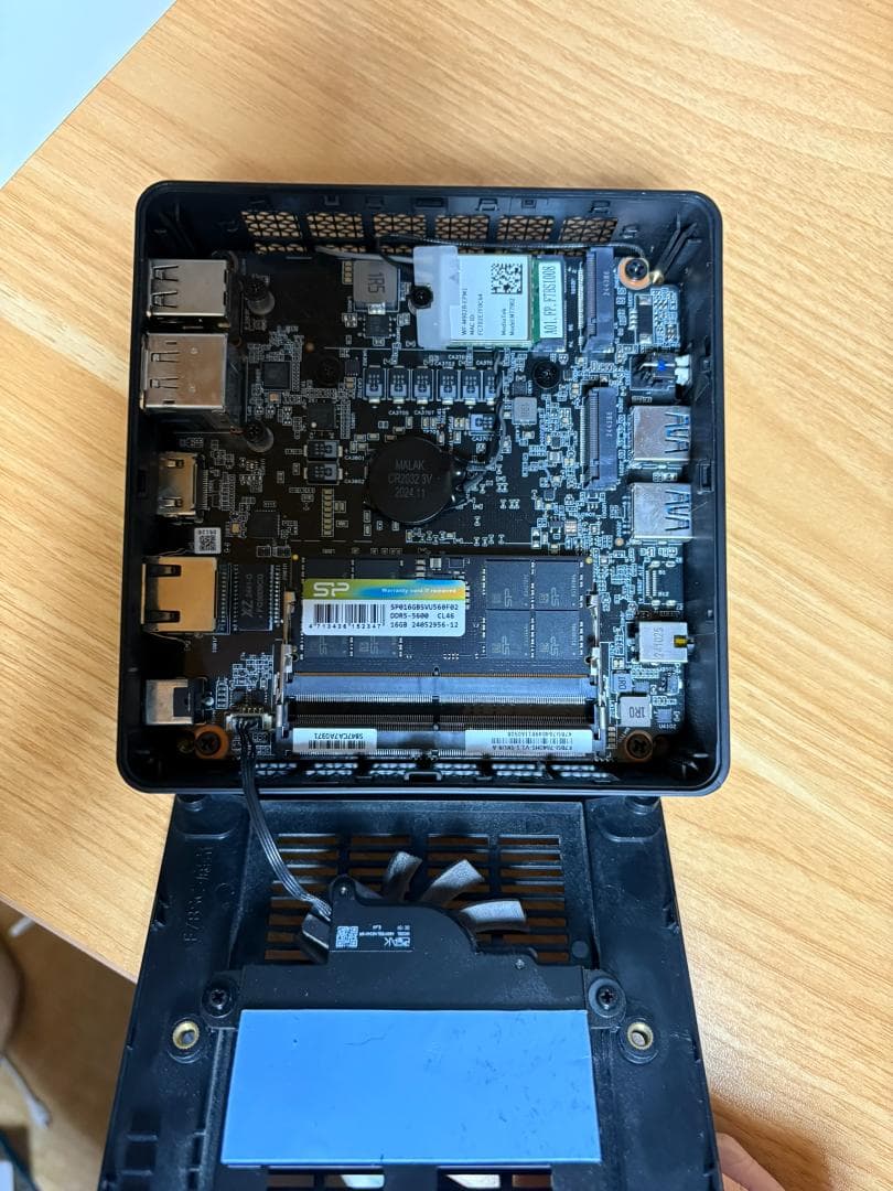 【ジャンク】Minisforum UM760 Slim