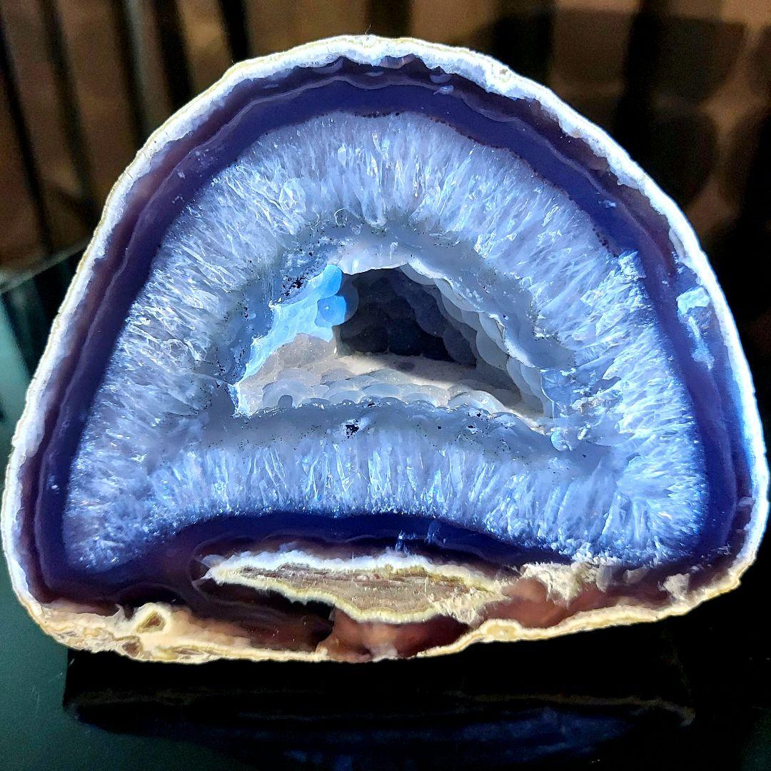 総重量およそ２キロ！　トレジャーメノー笑口 ペア 原石　240