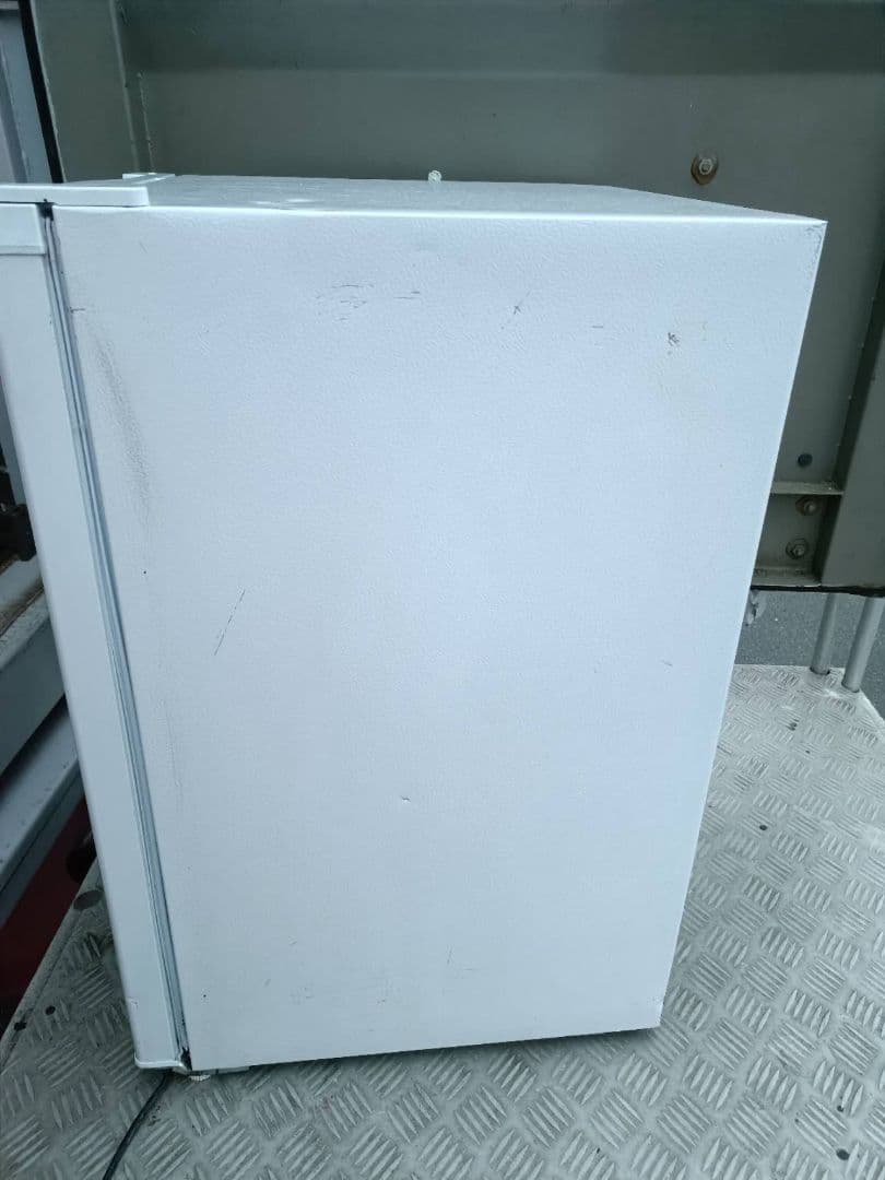 ホワイト冷凍庫 三ツ星貿易 エクセレンス 冷凍庫 91L 2022年製