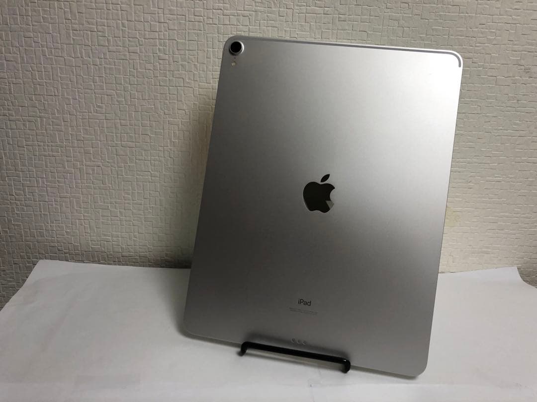 iPad Pro 12.9インチ（第3世代) Wi-Fiモデル256GB N31