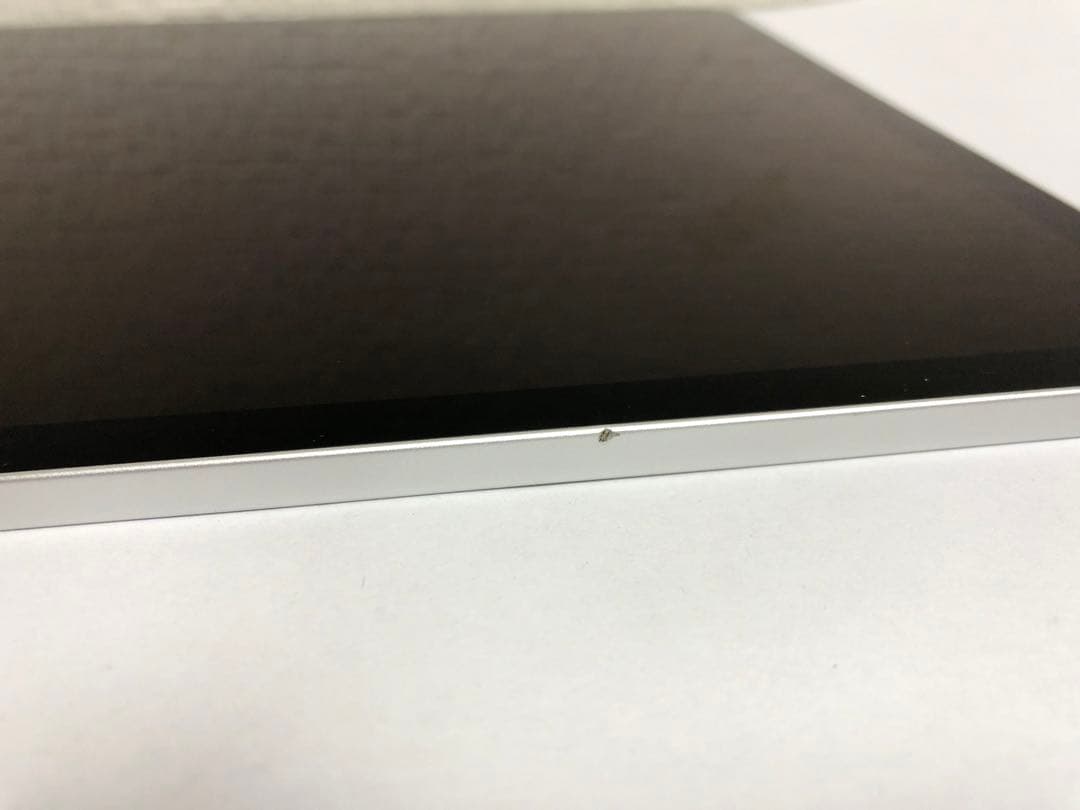 iPad Pro 12.9インチ（第3世代) Wi-Fiモデル256GB N31