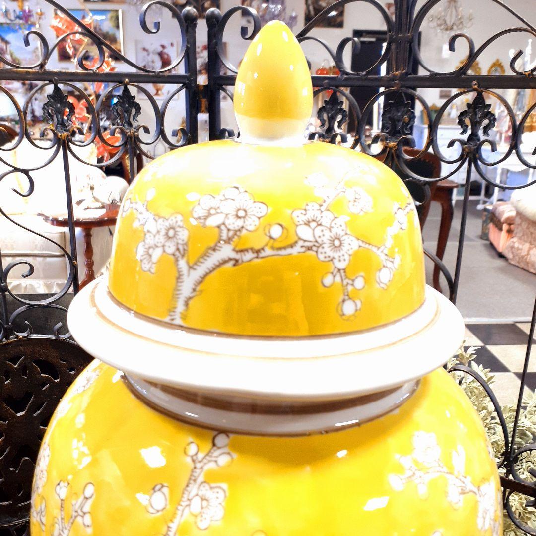 輸入雑貨　シノワズリ　『青白陶器蓋付大壷』　ハンドメイド　陶器　花柄