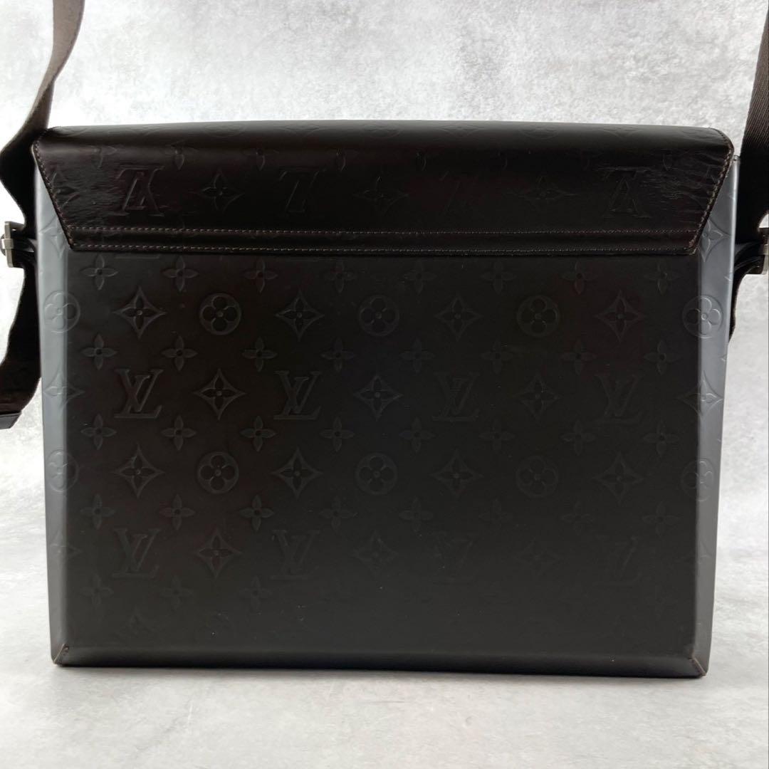 しばづけ様　ルイヴィトン　ショルダーバッグ　グラセ　フォンジー　M46570