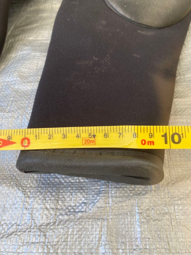 ウエットスーツ(7ミリズボン)