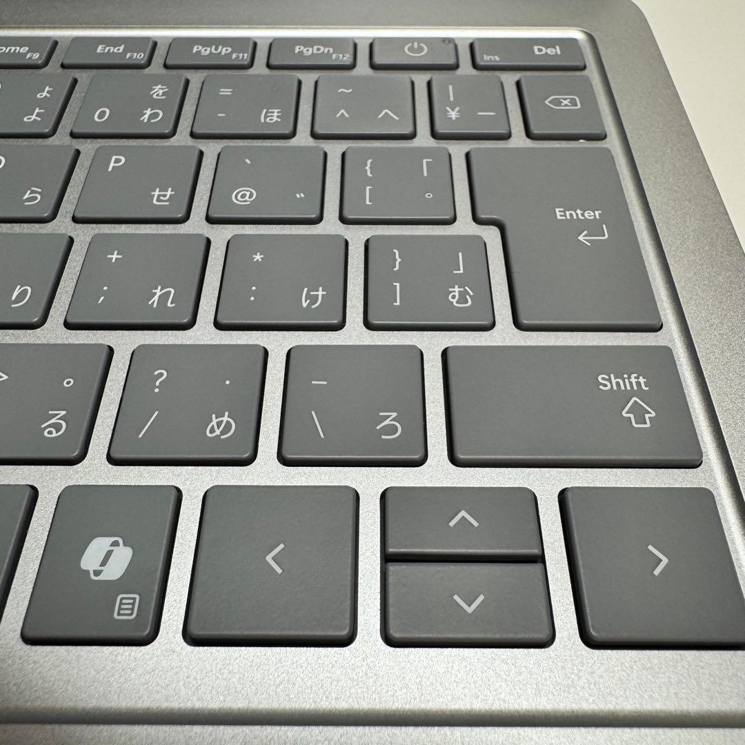 Surface Laptop 7 【16GBメモリ／256GB SSD】