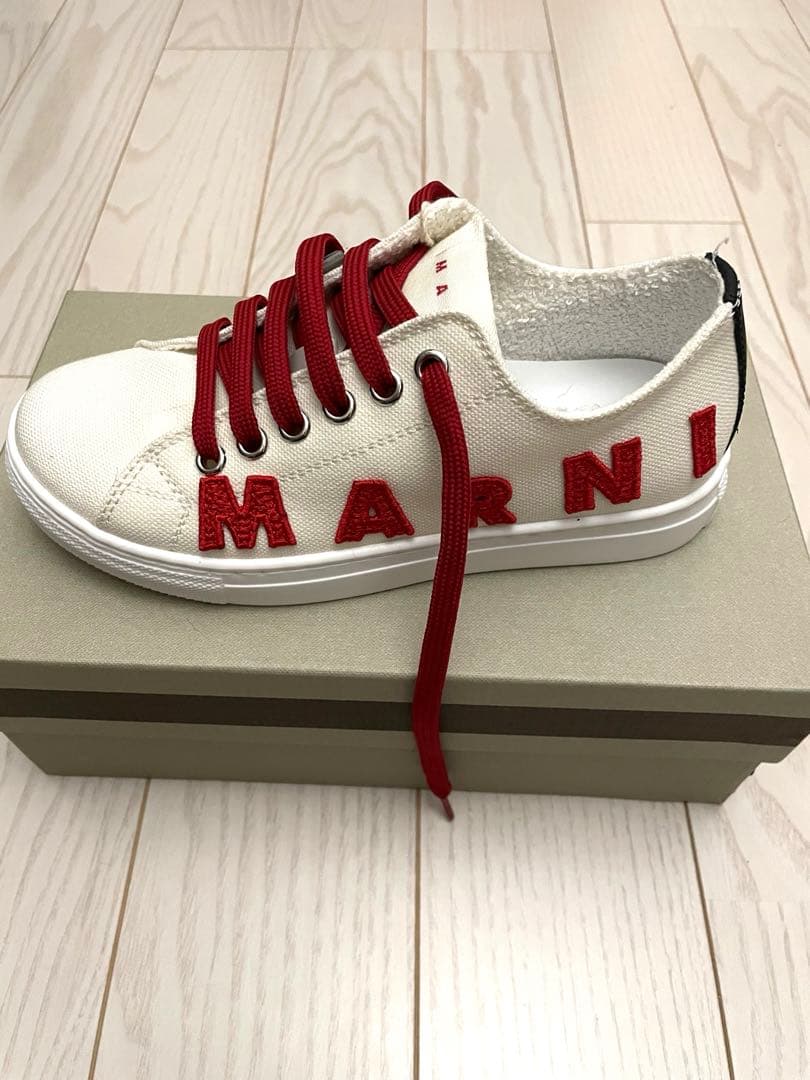 新品未使用　MARNI ホワイト/レッド スニーカー　32 20センチ