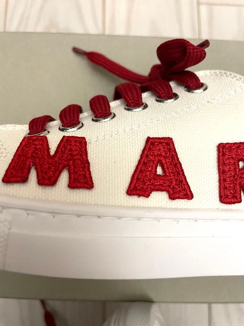 新品未使用　MARNI ホワイト/レッド スニーカー　32 20センチ