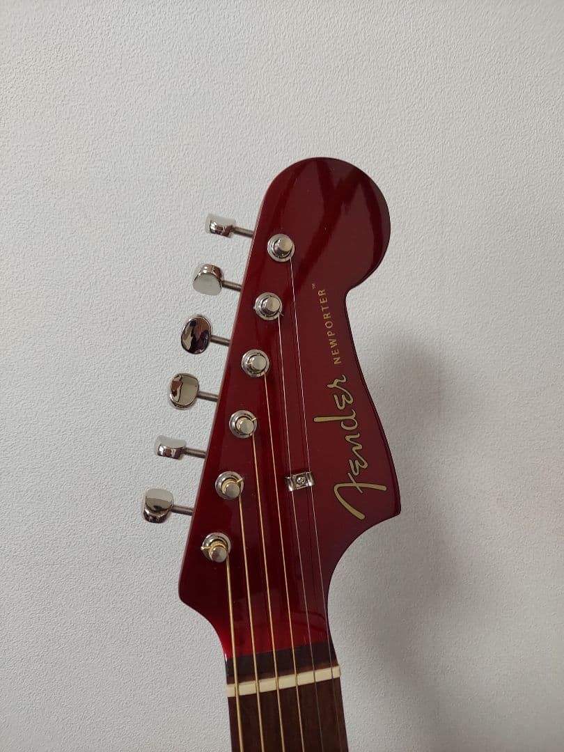 新品同様　フェンダー　エレアコ　専用ソフトケース付き　極上コンディション