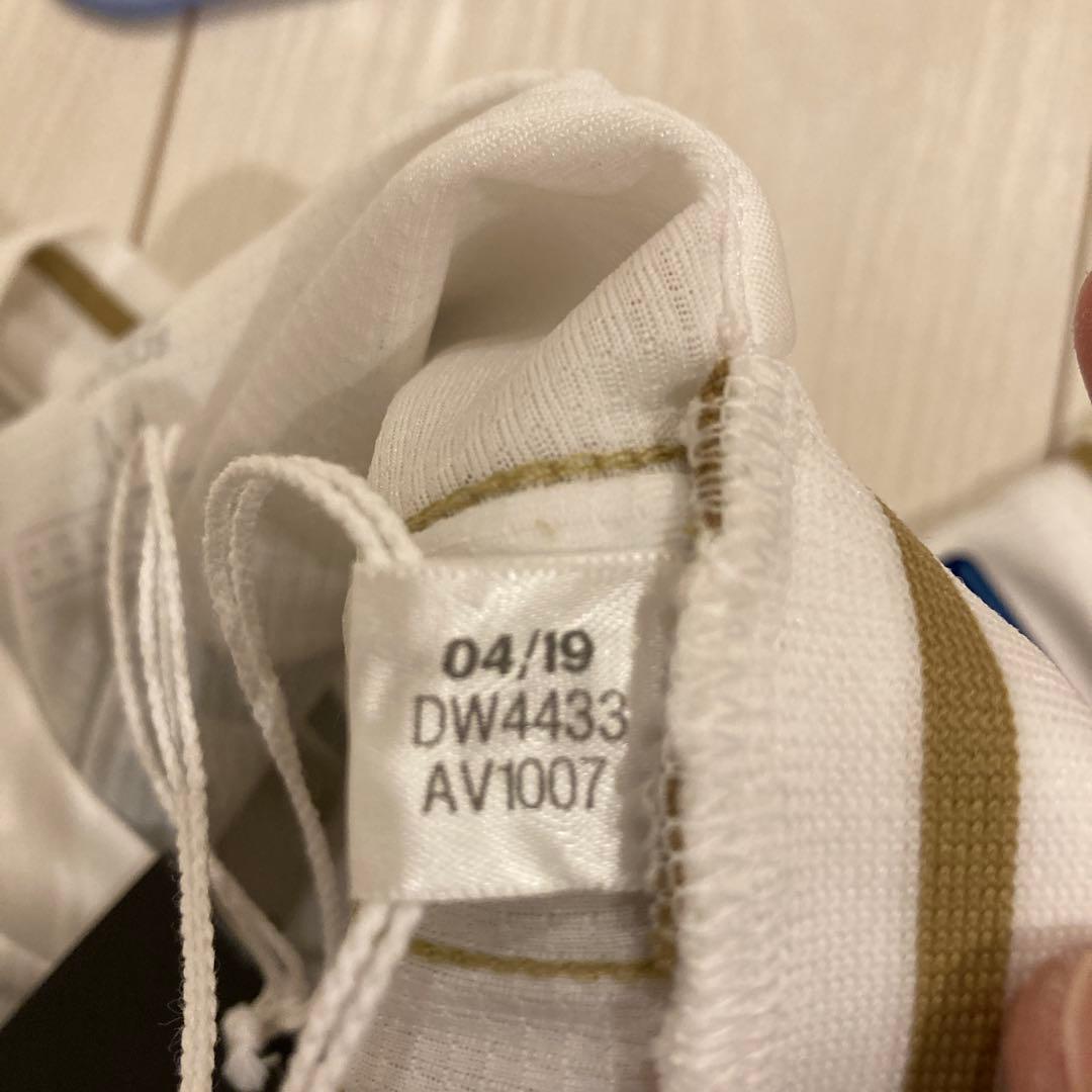 セルヒオラモスネーム入り　19/20 レアル・マドリードホームユニフォーム