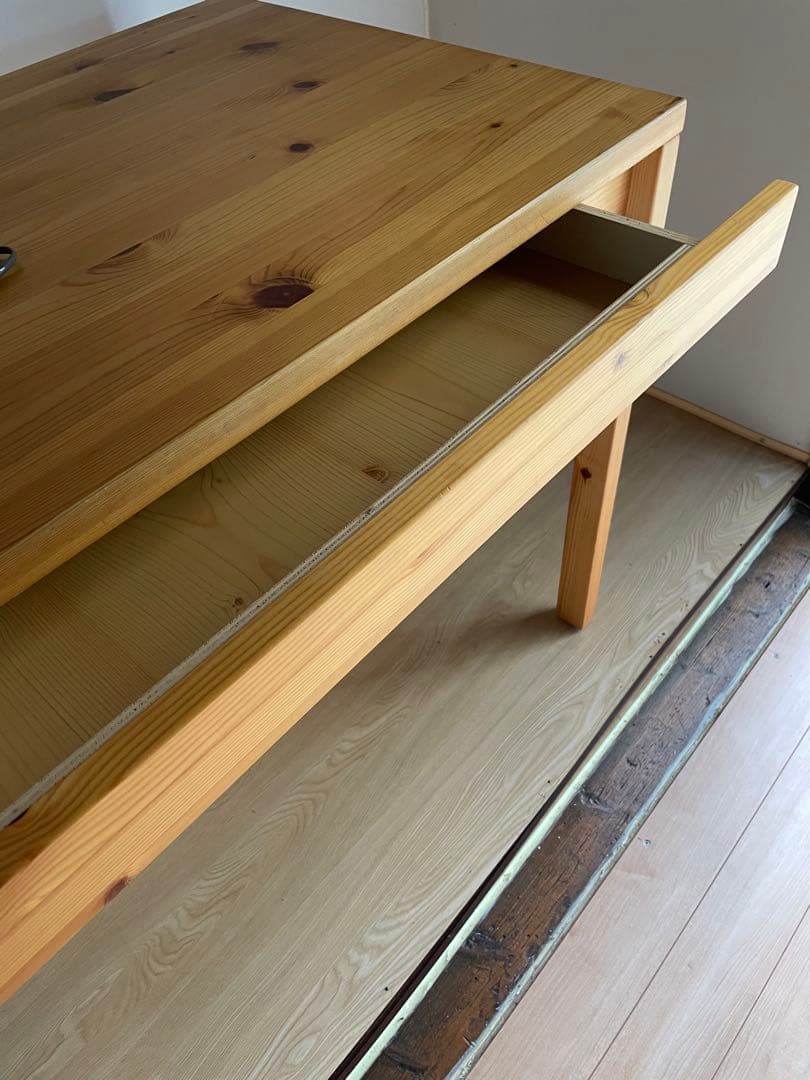 パイン材デスク