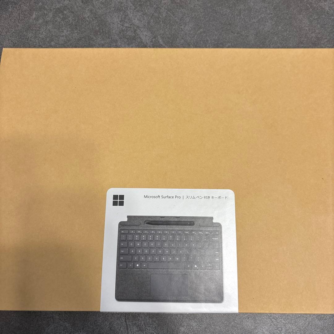 Surface Pro 11 タイプカバー付　Core Ultra 5 236V