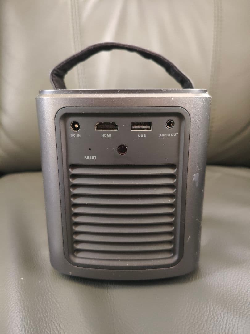 プロジェクター Nebula Mars II