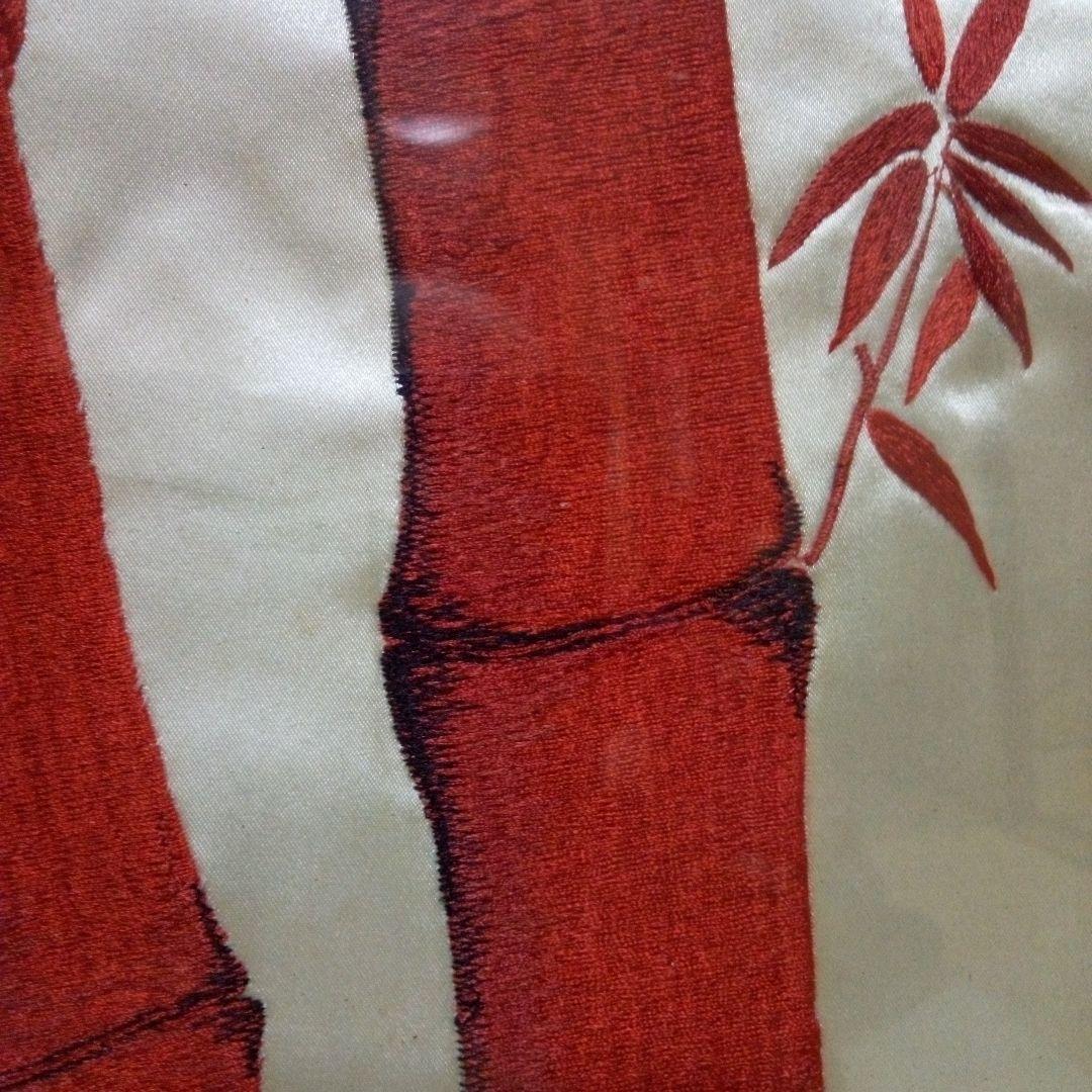 赤竹の刺繍額、刺繍アート、赤竹、朱竹、額付き工芸品、