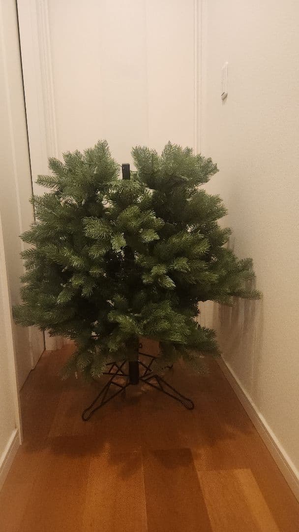 中型クリスマスツリー ホワイト・カラフルライト付き　コストコ　150センチ