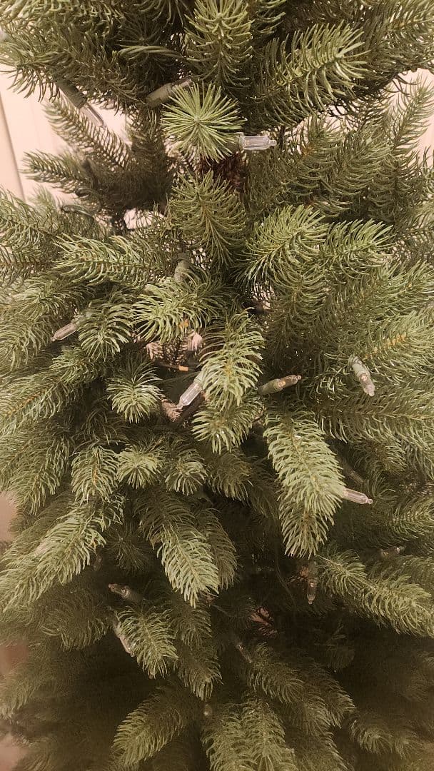 中型クリスマスツリー ホワイト・カラフルライト付き　コストコ　150センチ