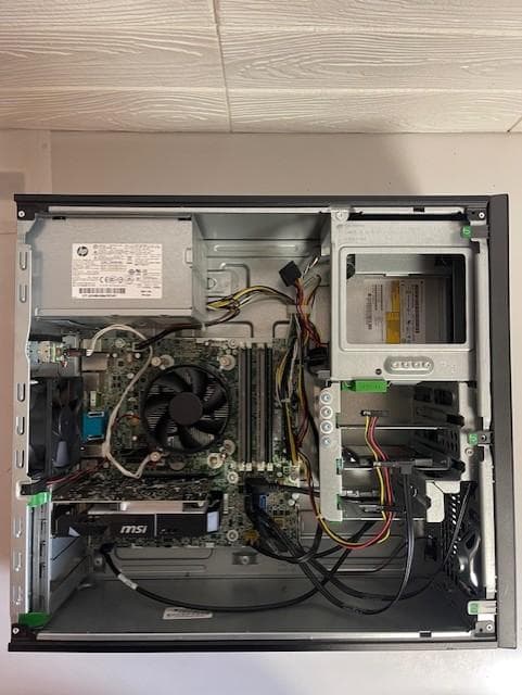 HP Core-i7/メモリ16GB/SSD240GB/RX560 4GBグラボ