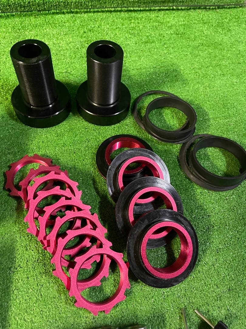 美品　レクサスGS 10系　車高調　フルタップ　GRL10 2WD用　AWL