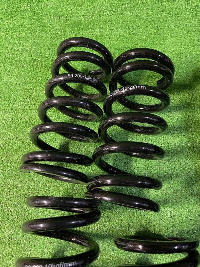 美品　レクサスGS 10系　車高調　フルタップ　GRL10 2WD用　AWL