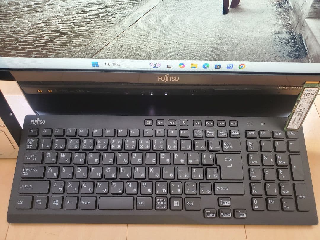 富士通 FH90/i7-6700HQ/SSD512GB/16GB/BD/DVDS