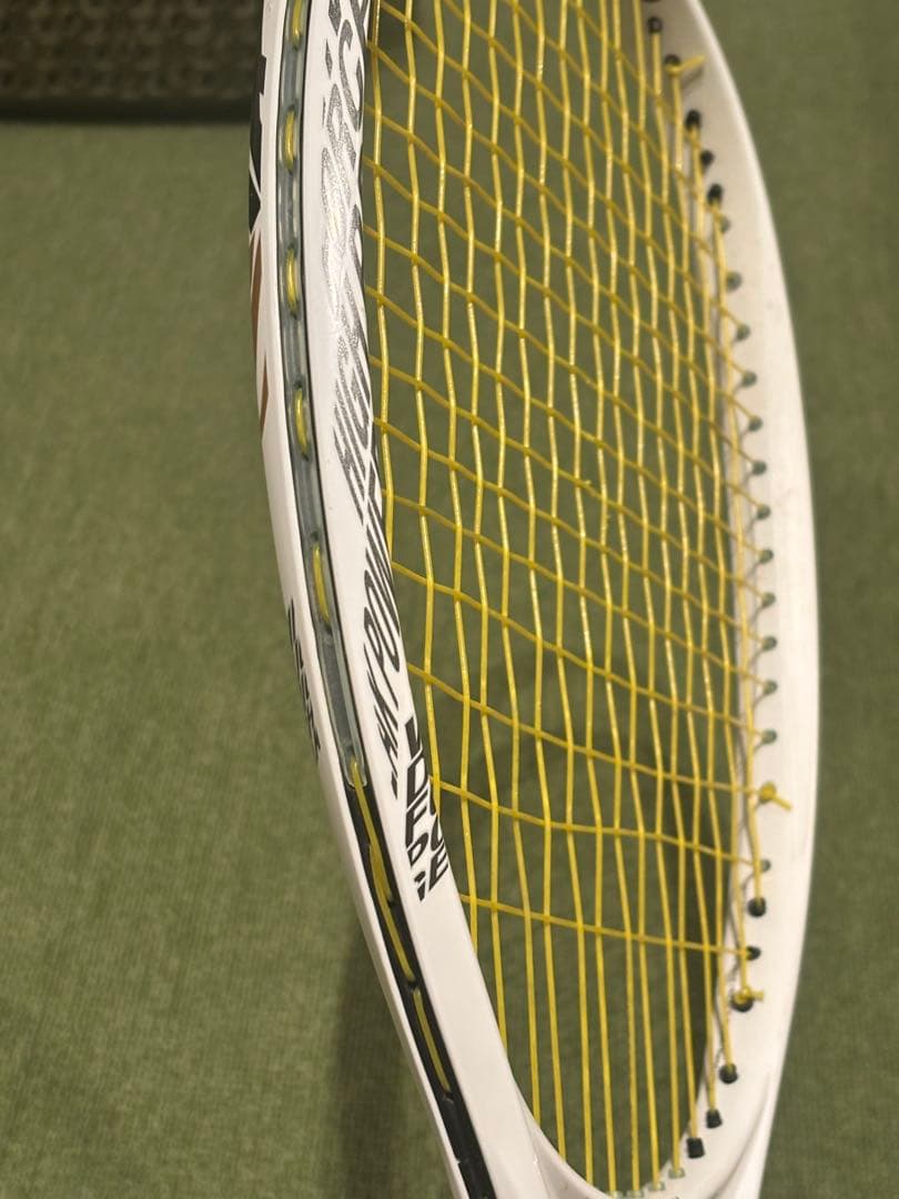 YONEX 旧型ジオブレイク70s ホワイト　ケース付き　廃盤モデル
